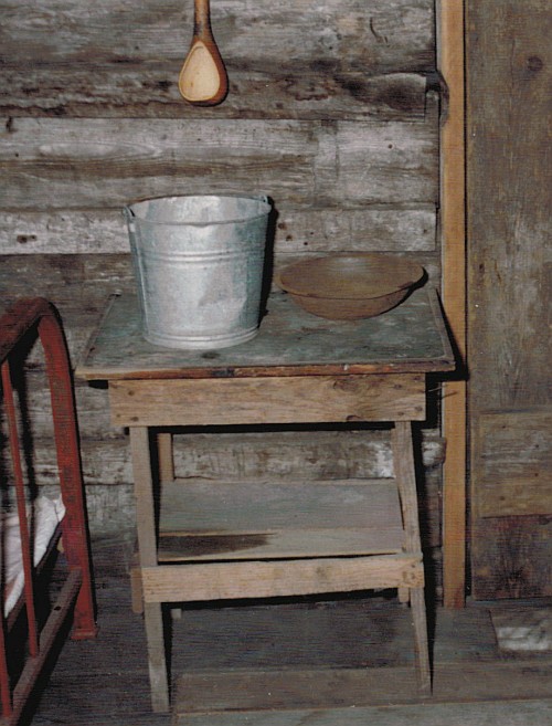 table with
              tin top